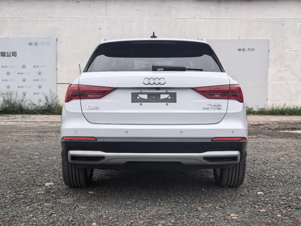 Audi Audi Q3