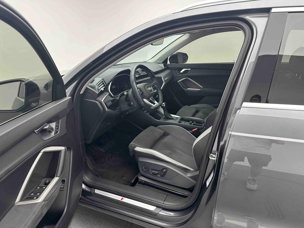 Audi Audi Q3
