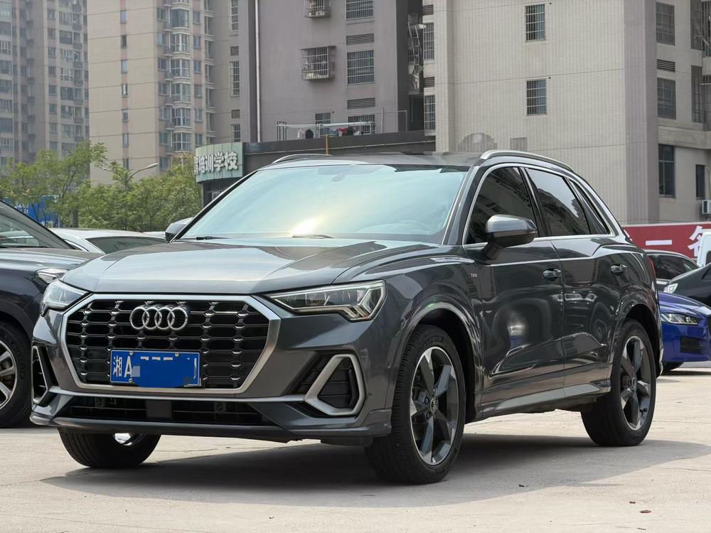 Audi Audi Q3