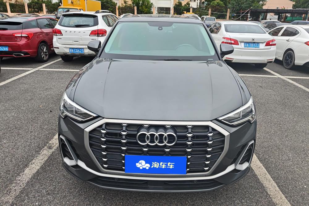 Audi Audi Q3