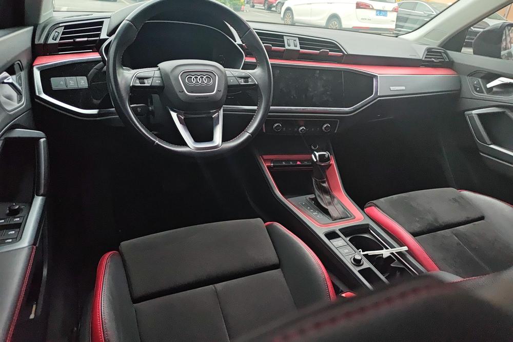 Audi Audi Q3
