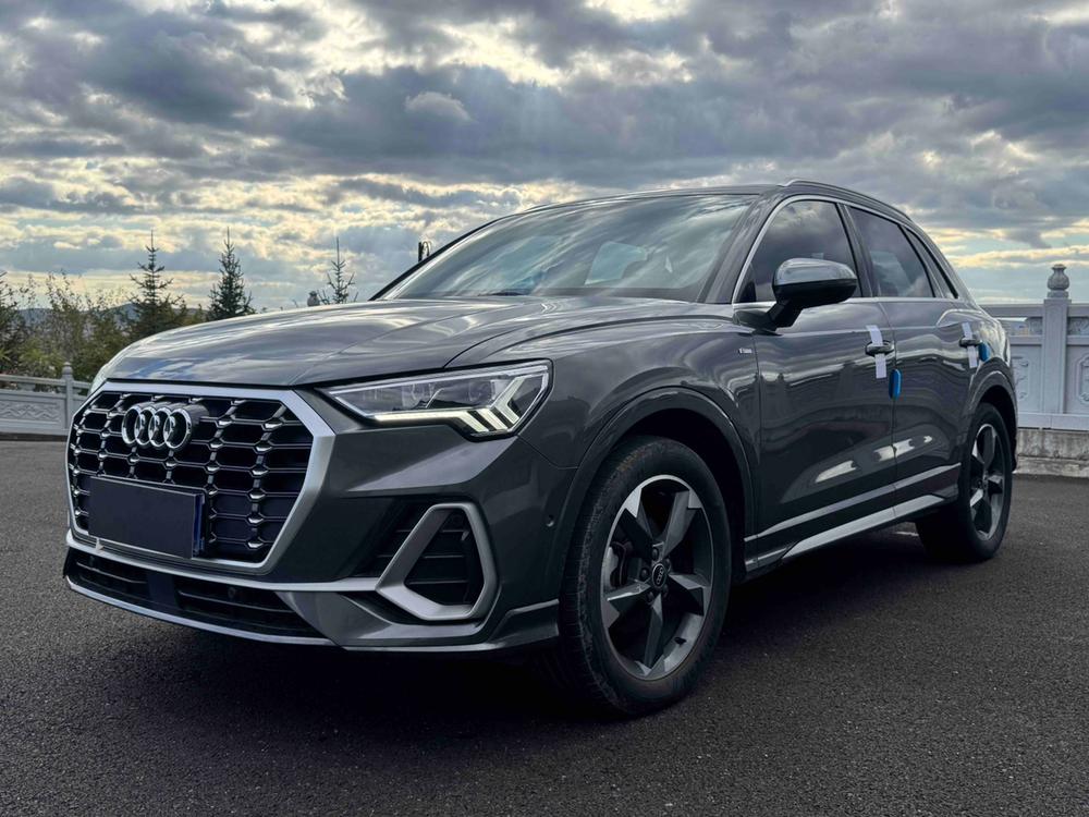 Audi Audi Q3