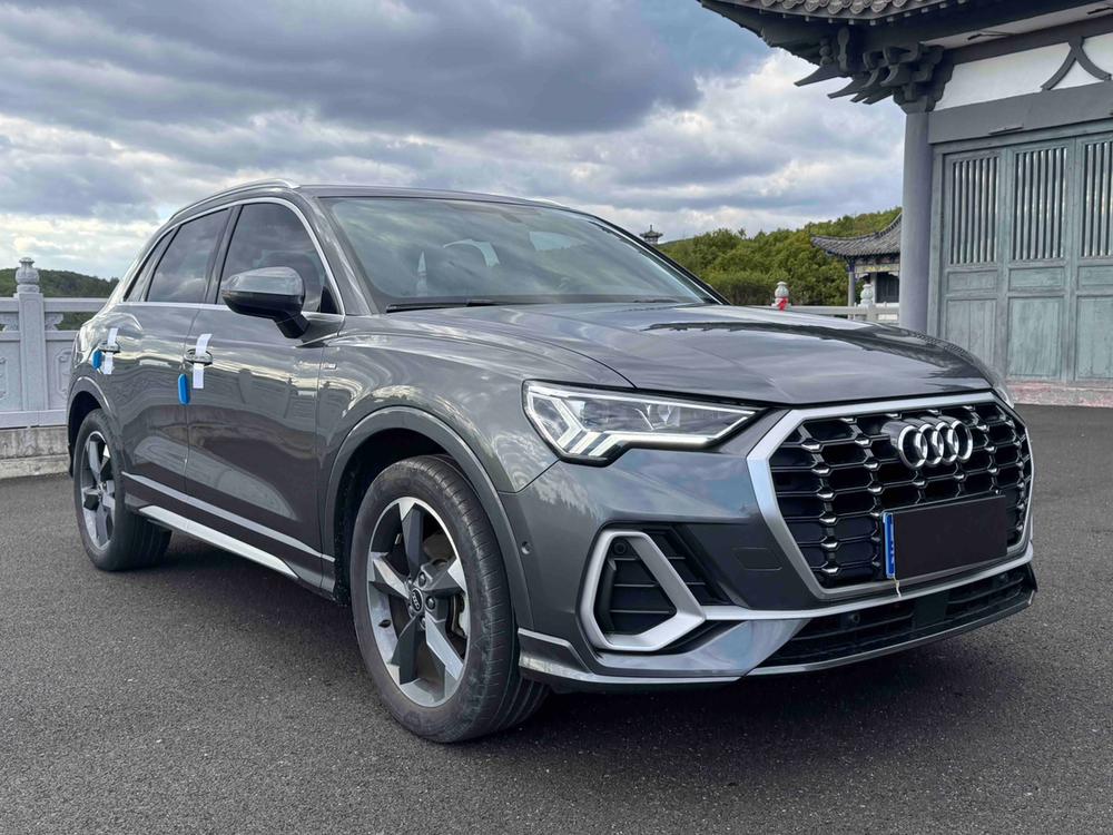 Audi Audi Q3
