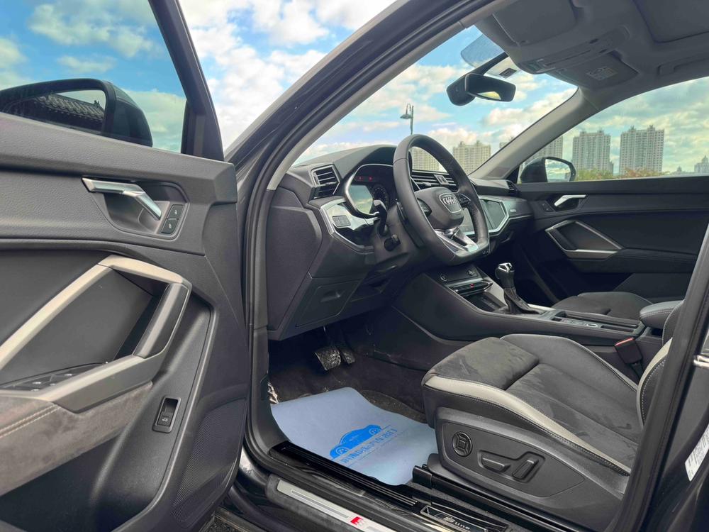 Audi Audi Q3