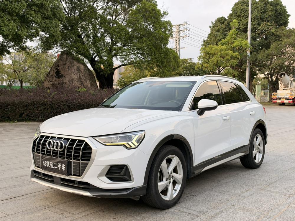 Audi Audi Q3