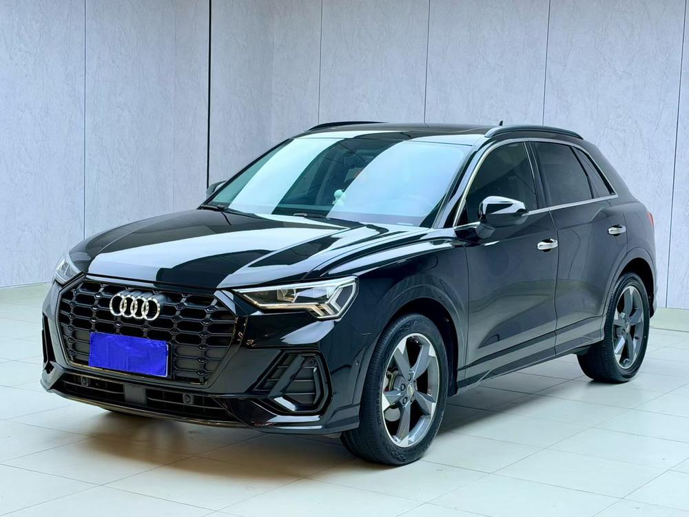 Audi Audi Q3