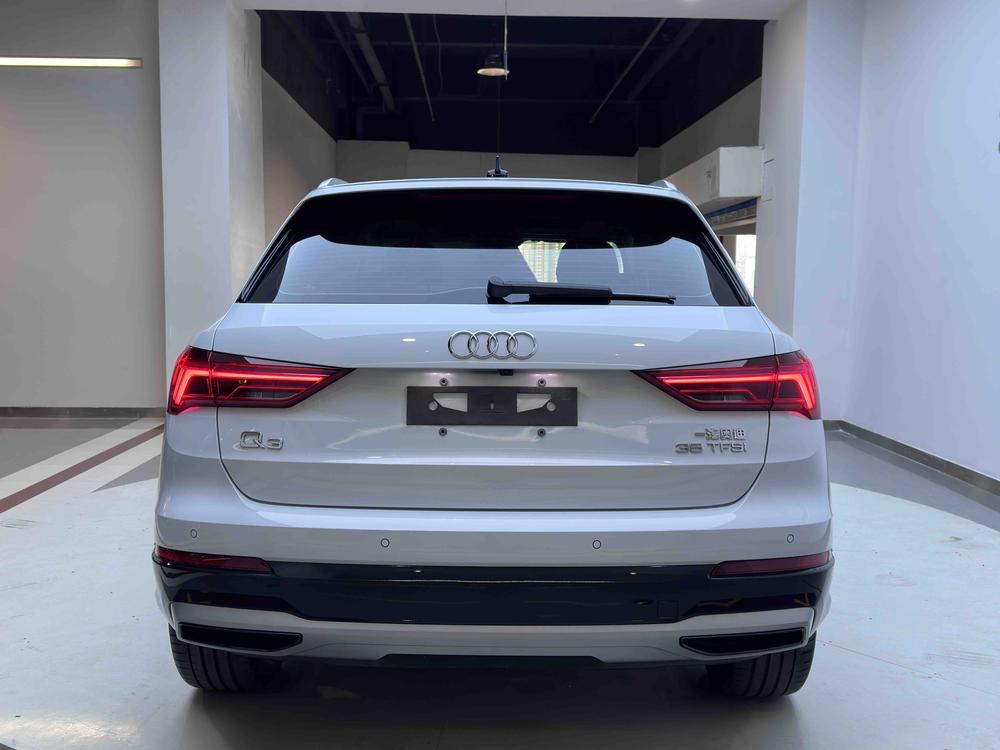 Audi Audi Q3