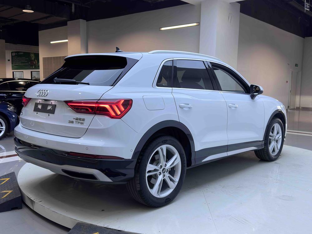 Audi Audi Q3