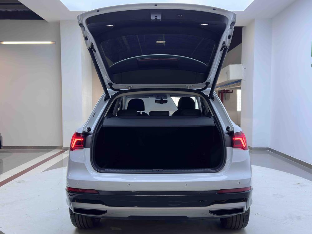 Audi Audi Q3