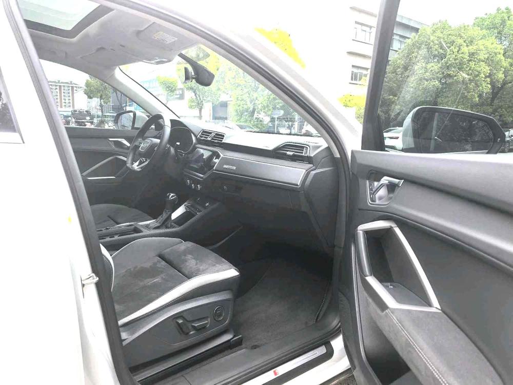 Audi Audi Q3