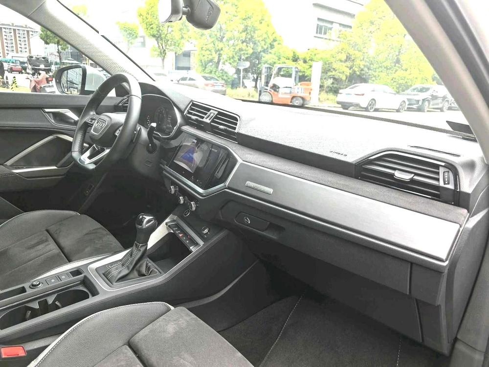 Audi Audi Q3