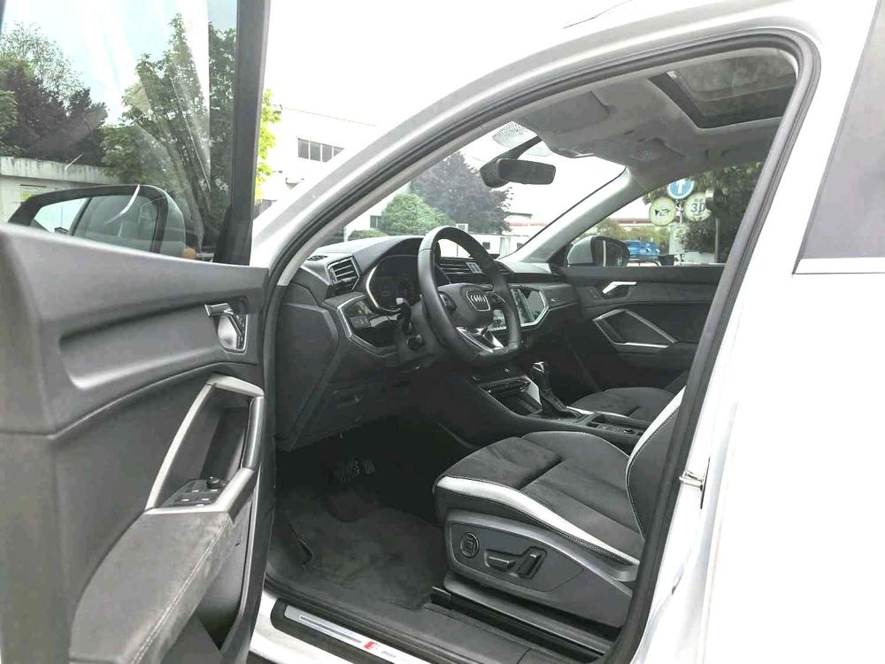 Audi Audi Q3