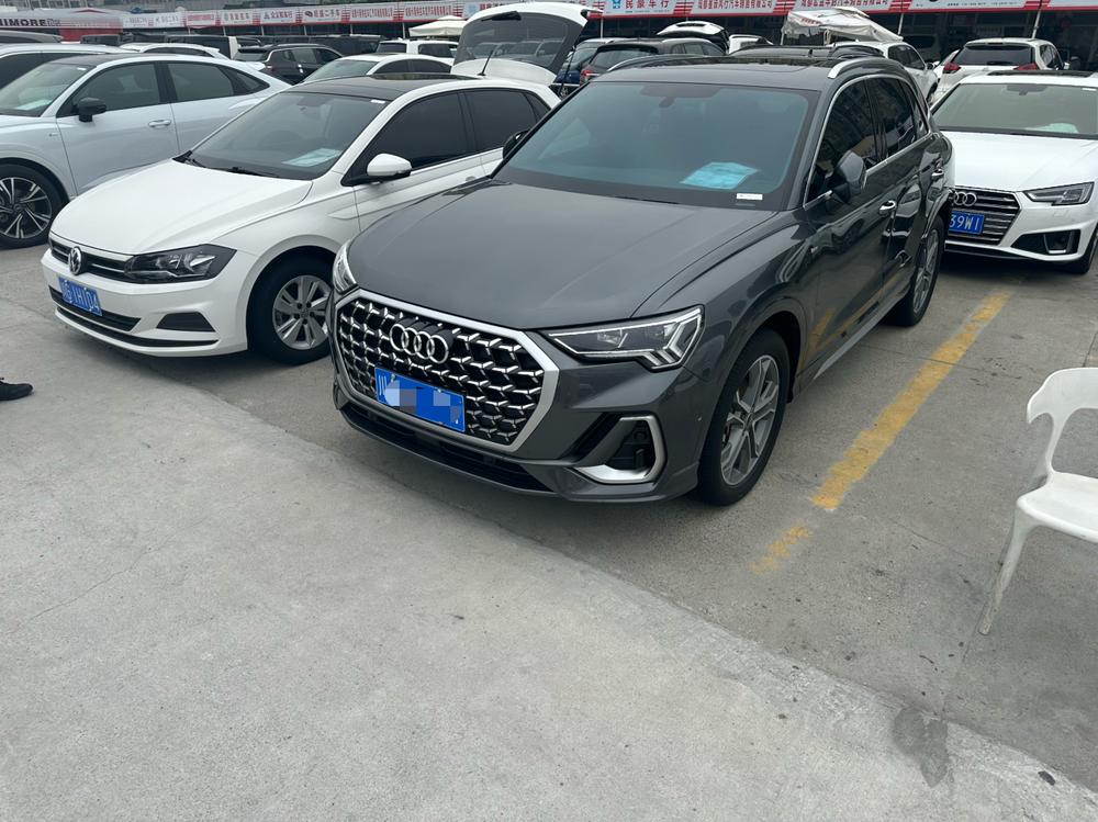 Audi Audi Q3