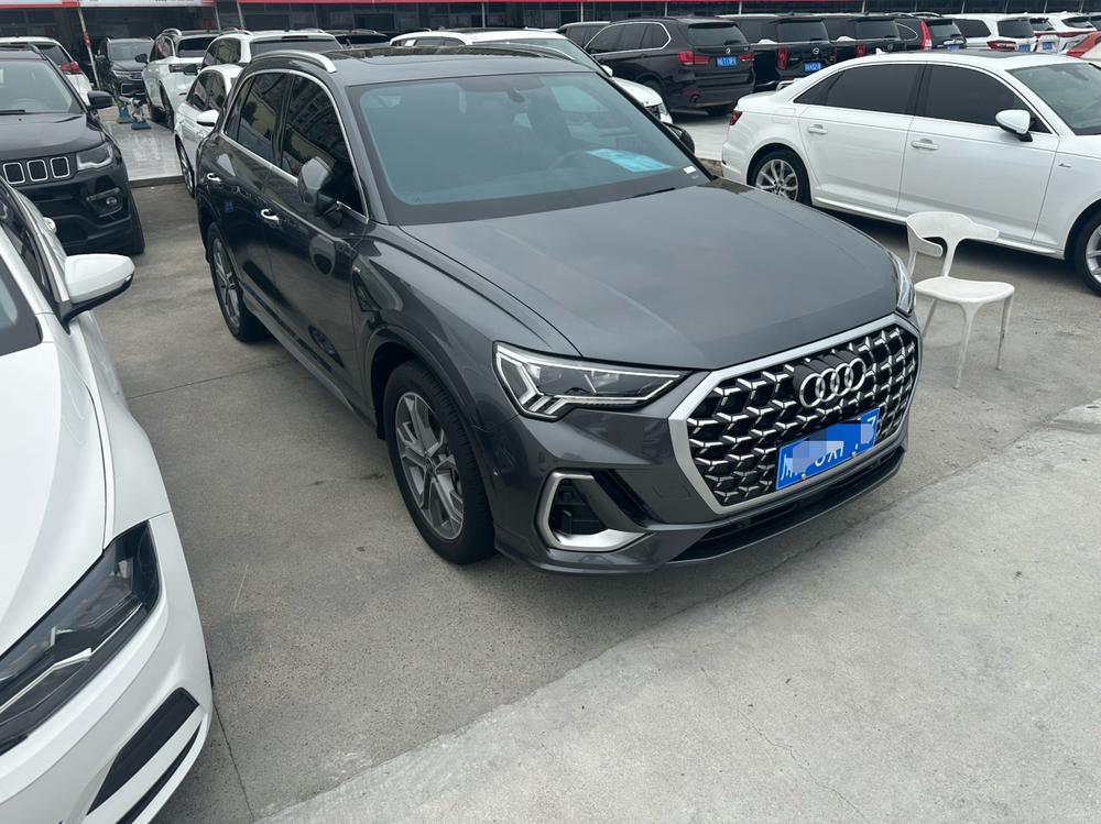 Audi Audi Q3