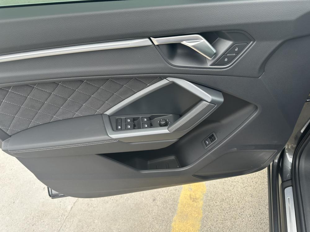 Audi Audi Q3