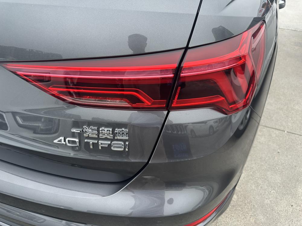 Audi Audi Q3