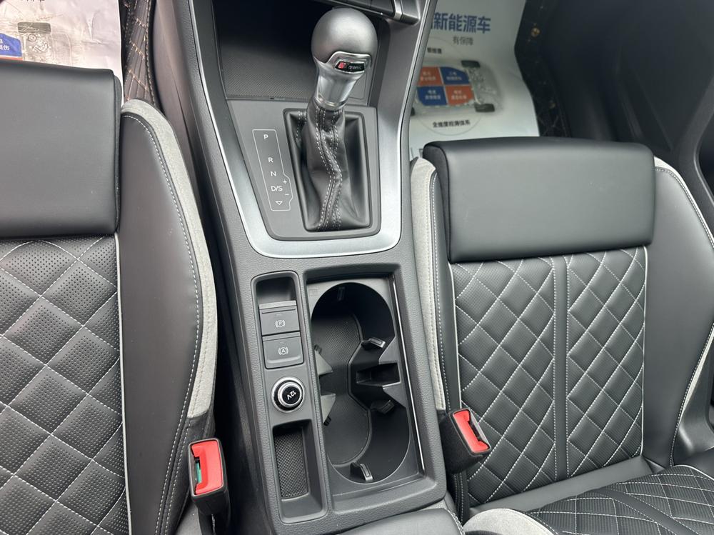 Audi Audi Q3