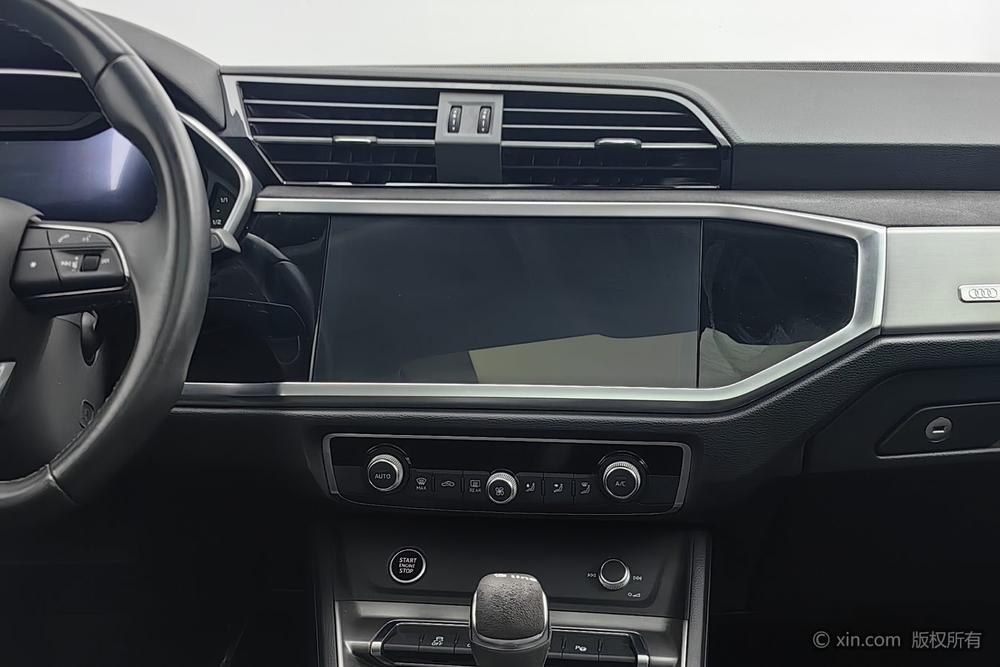 Audi Audi Q3