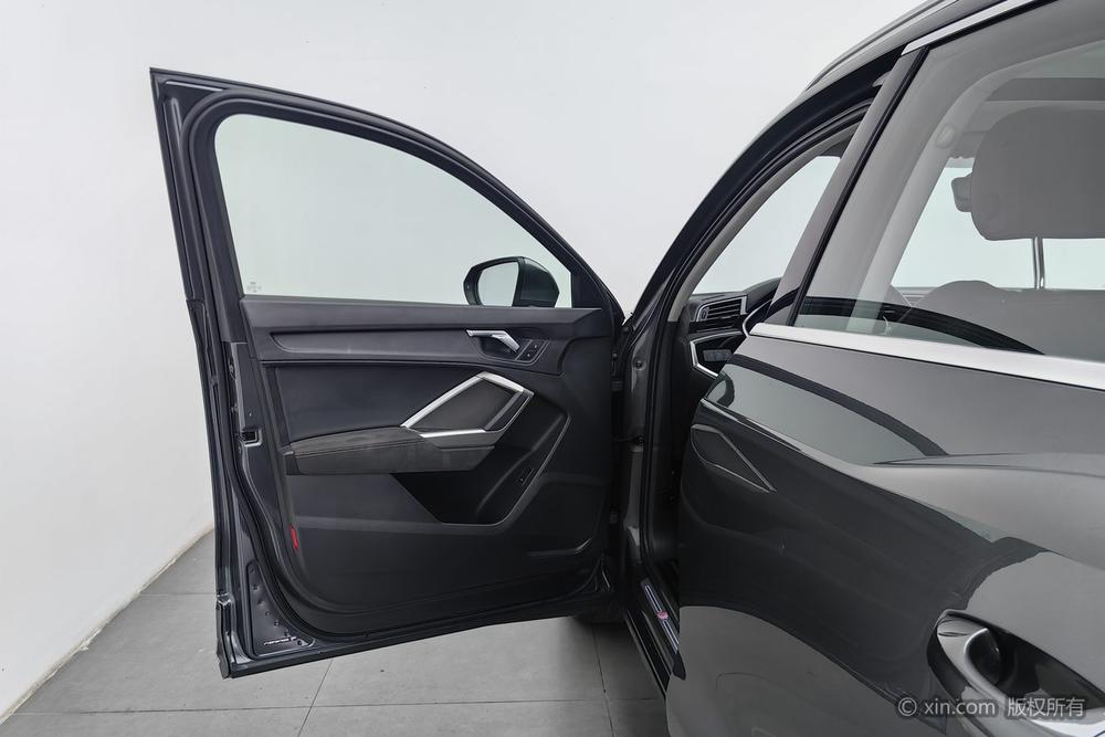 Audi Audi Q3