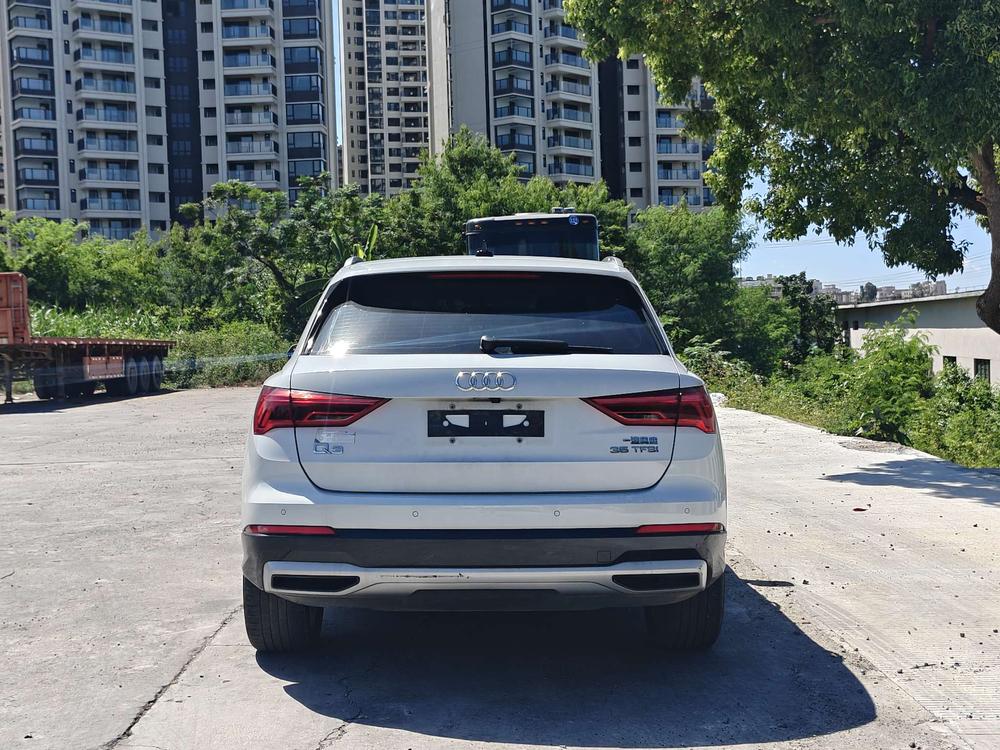 Audi Audi Q3