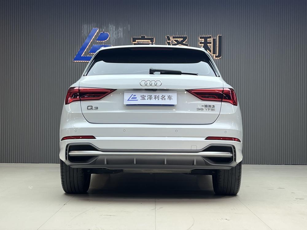 Audi Audi Q3