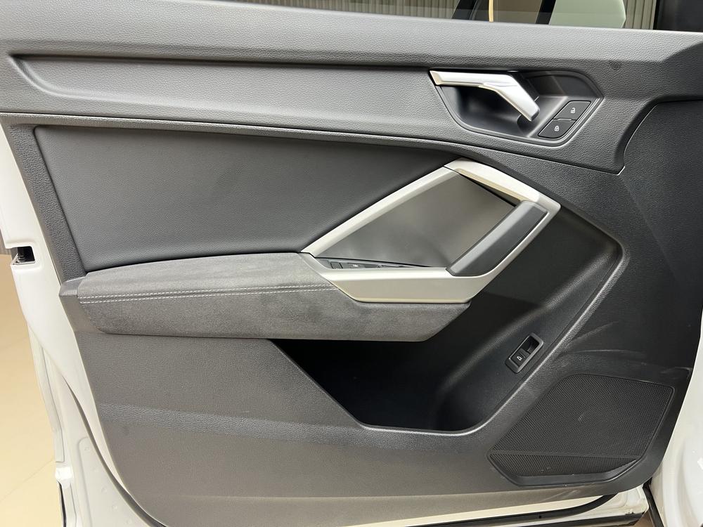 Audi Audi Q3