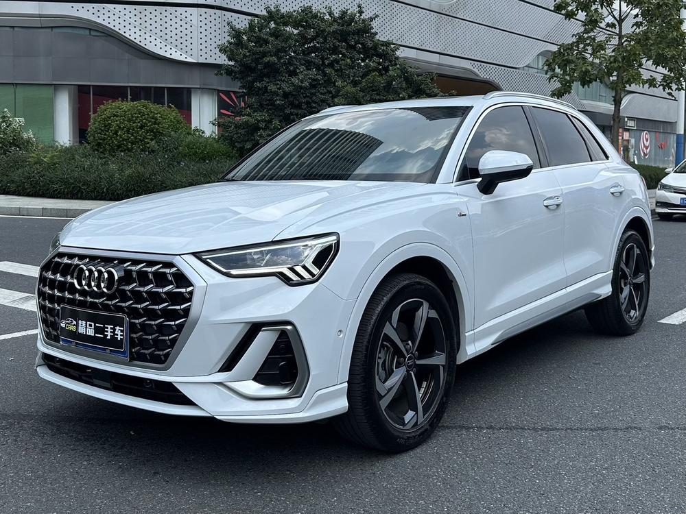 Audi Audi Q3