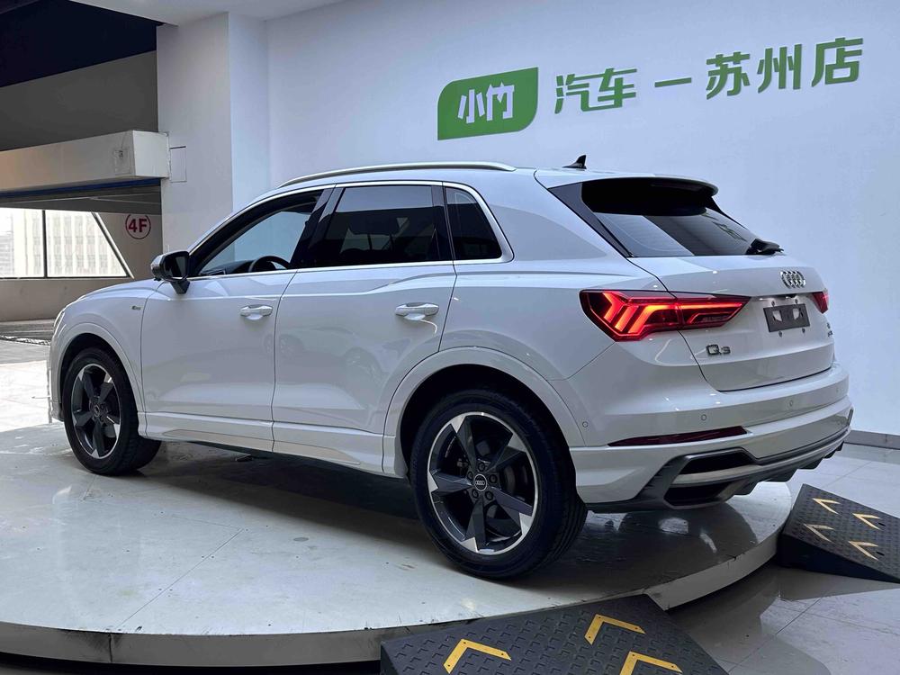 Audi Audi Q3