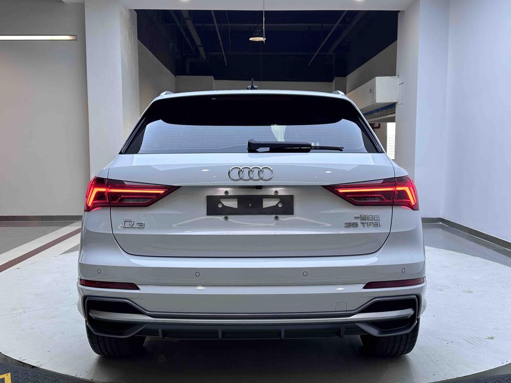 Audi Audi Q3