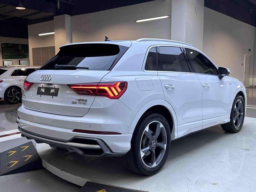 Audi Audi Q3