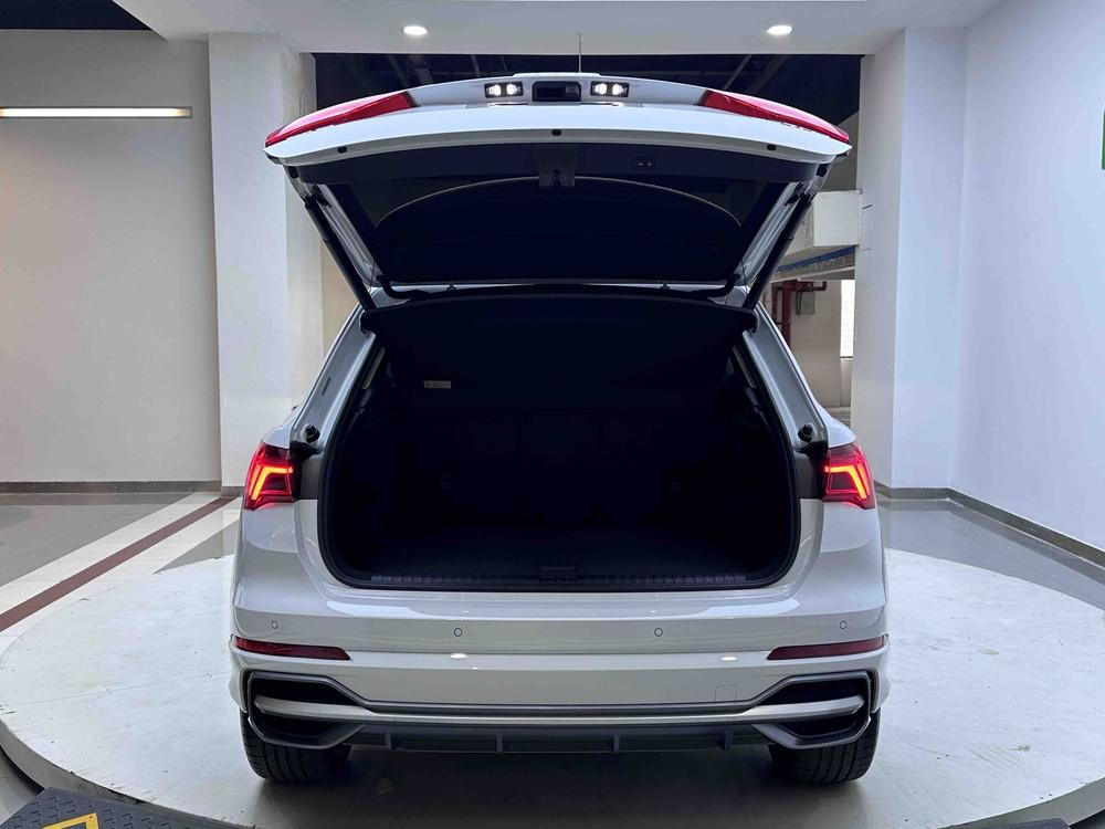 Audi Audi Q3