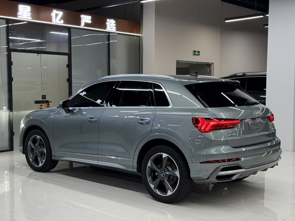 Audi Audi Q3