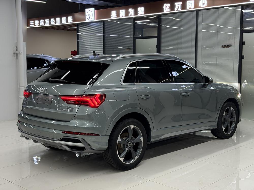 Audi Audi Q3