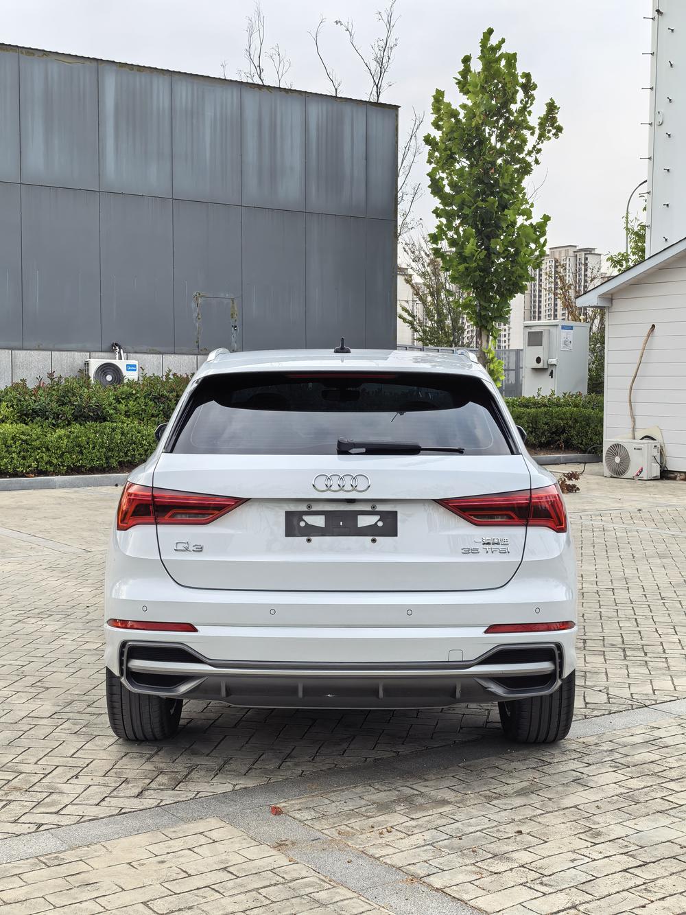 Audi Audi Q3
