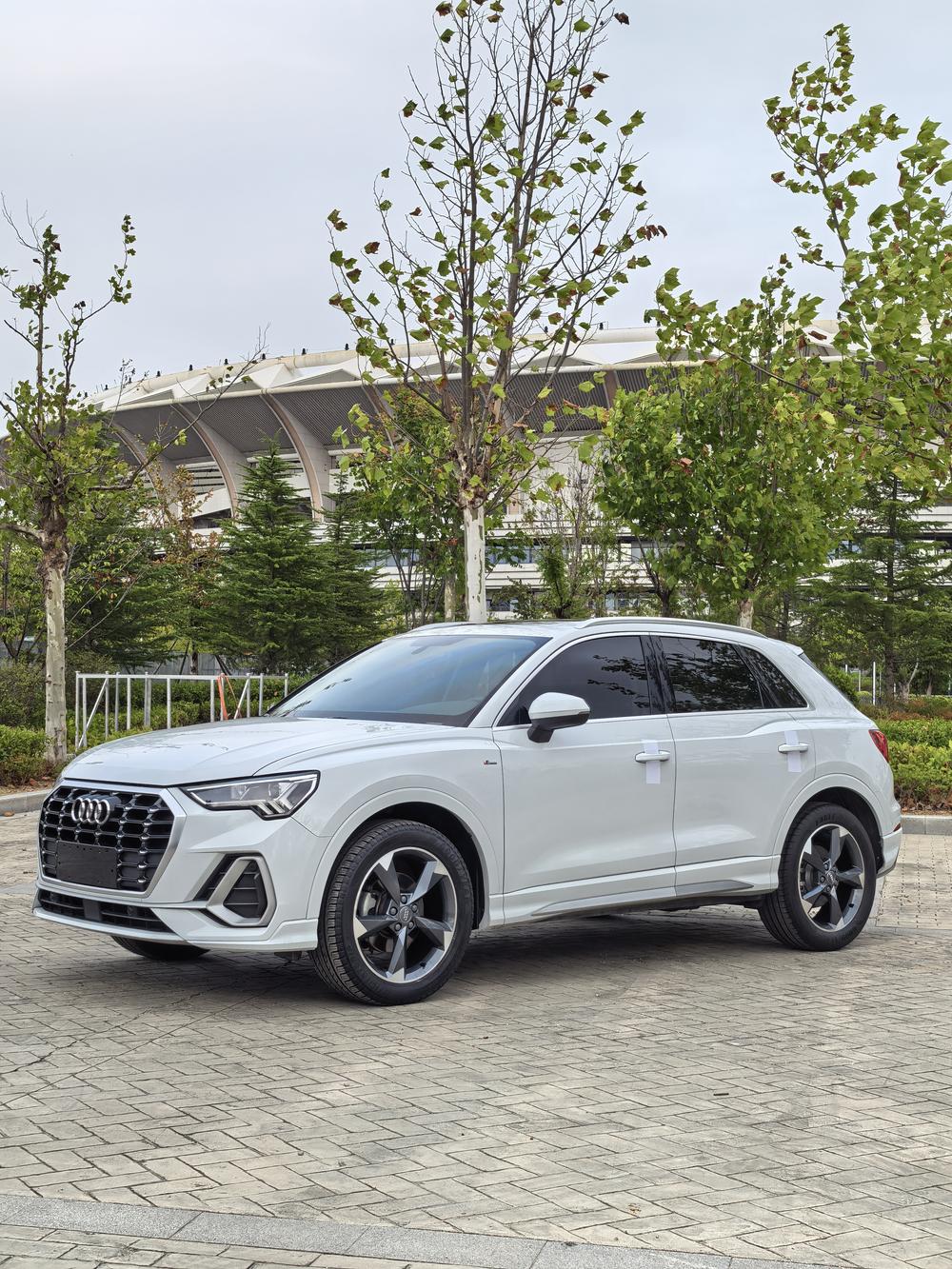 Audi Audi Q3