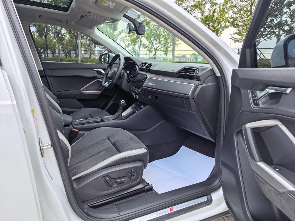 Audi Audi Q3