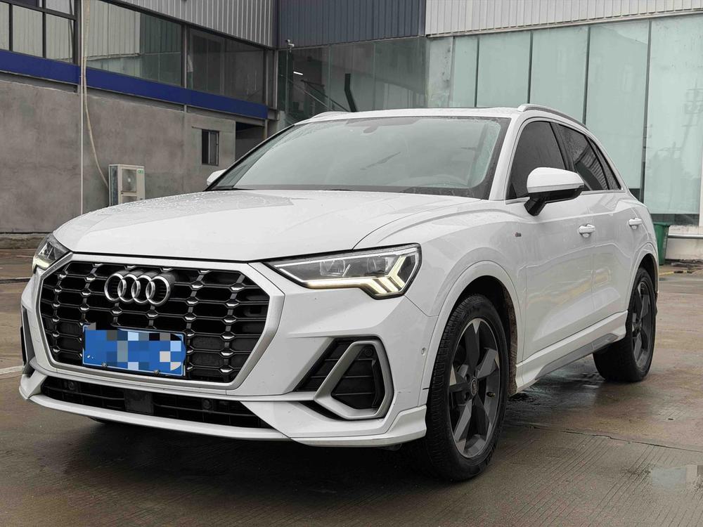 Audi Audi Q3
