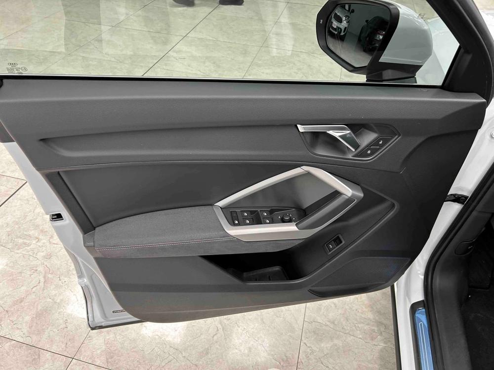 Audi Audi Q3
