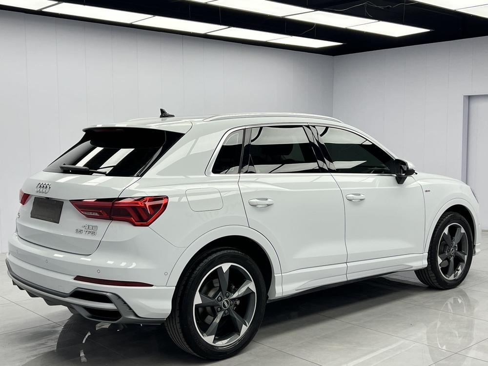 Audi Audi Q3