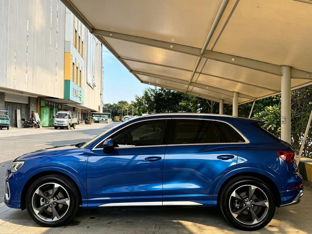 Audi Audi Q3