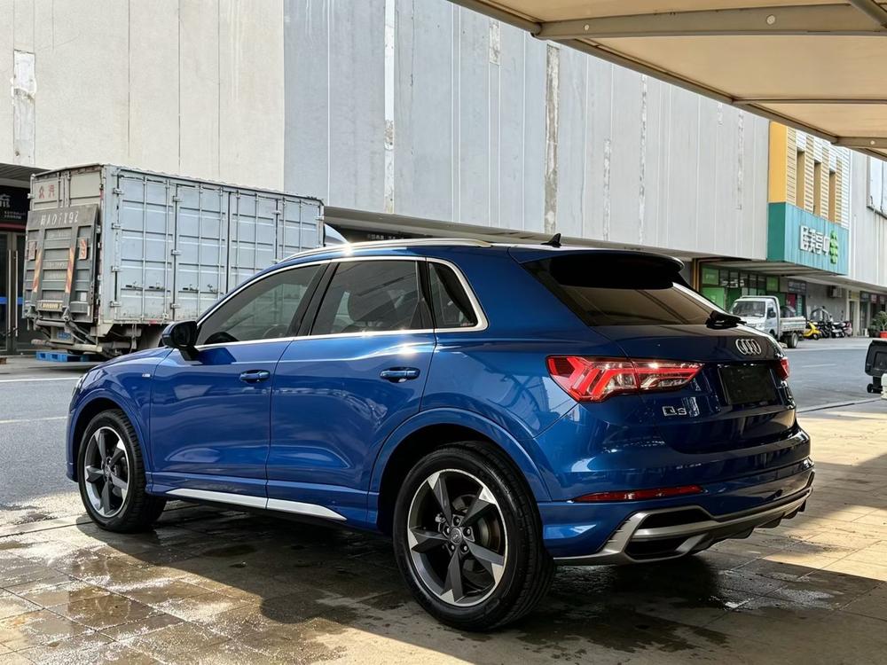 Audi Audi Q3