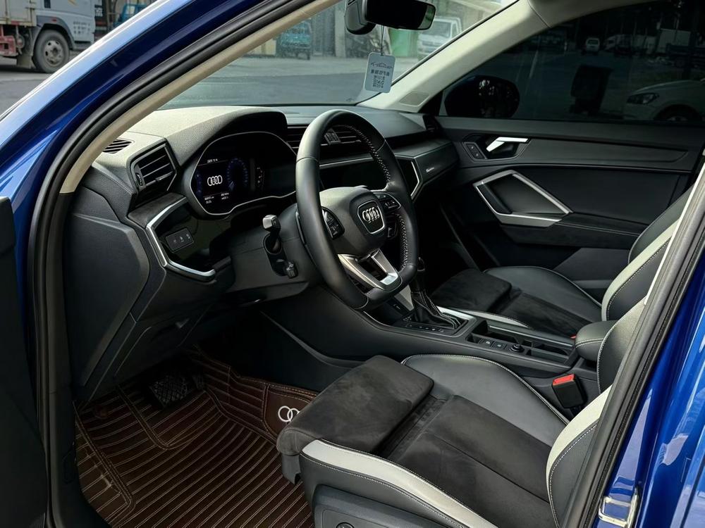 Audi Audi Q3