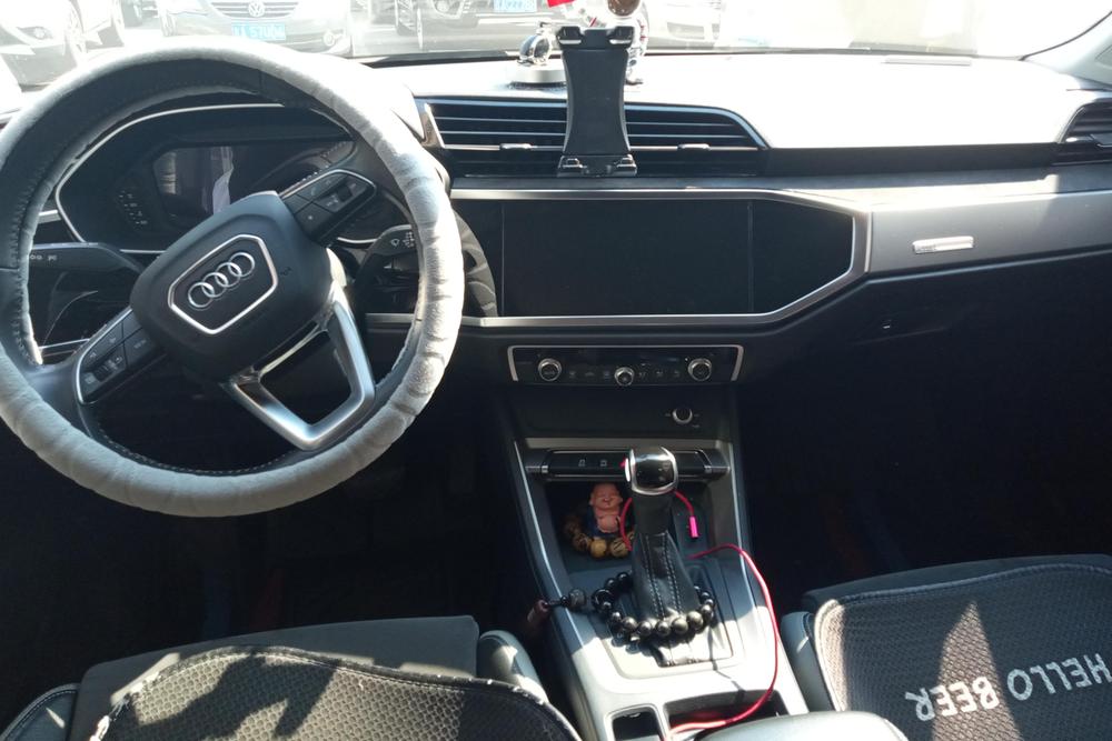 Audi Audi Q3