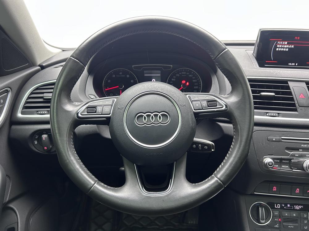 Audi Audi Q3