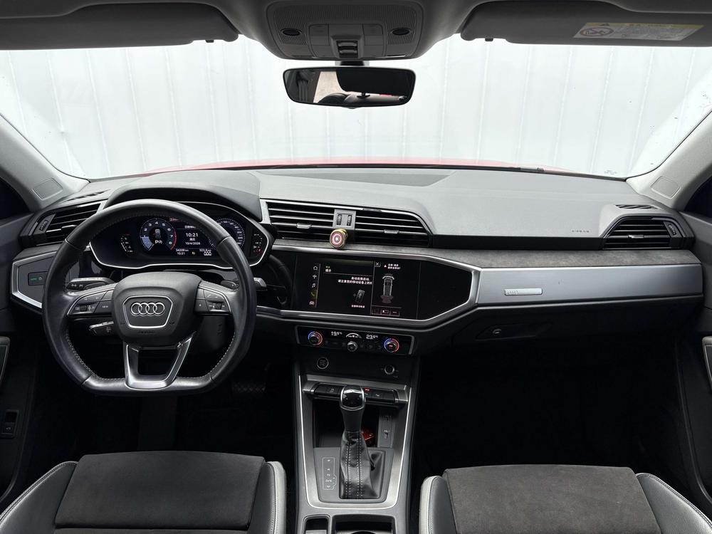 Audi Audi Q3