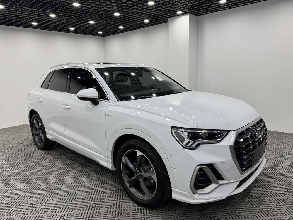 Audi Audi Q3