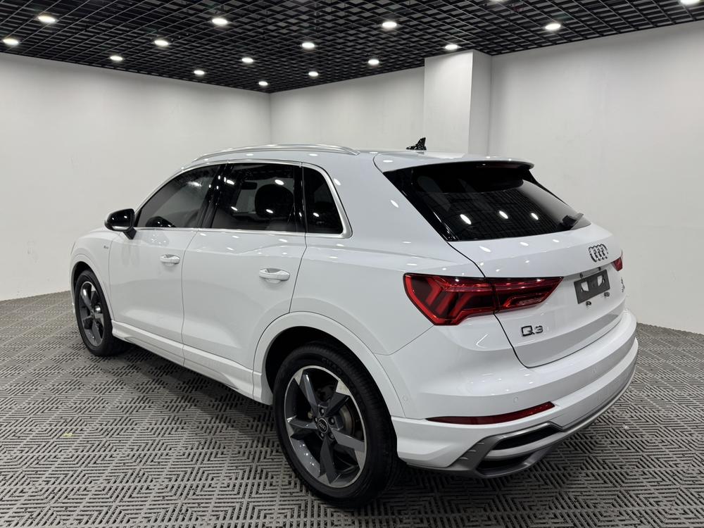 Audi Audi Q3