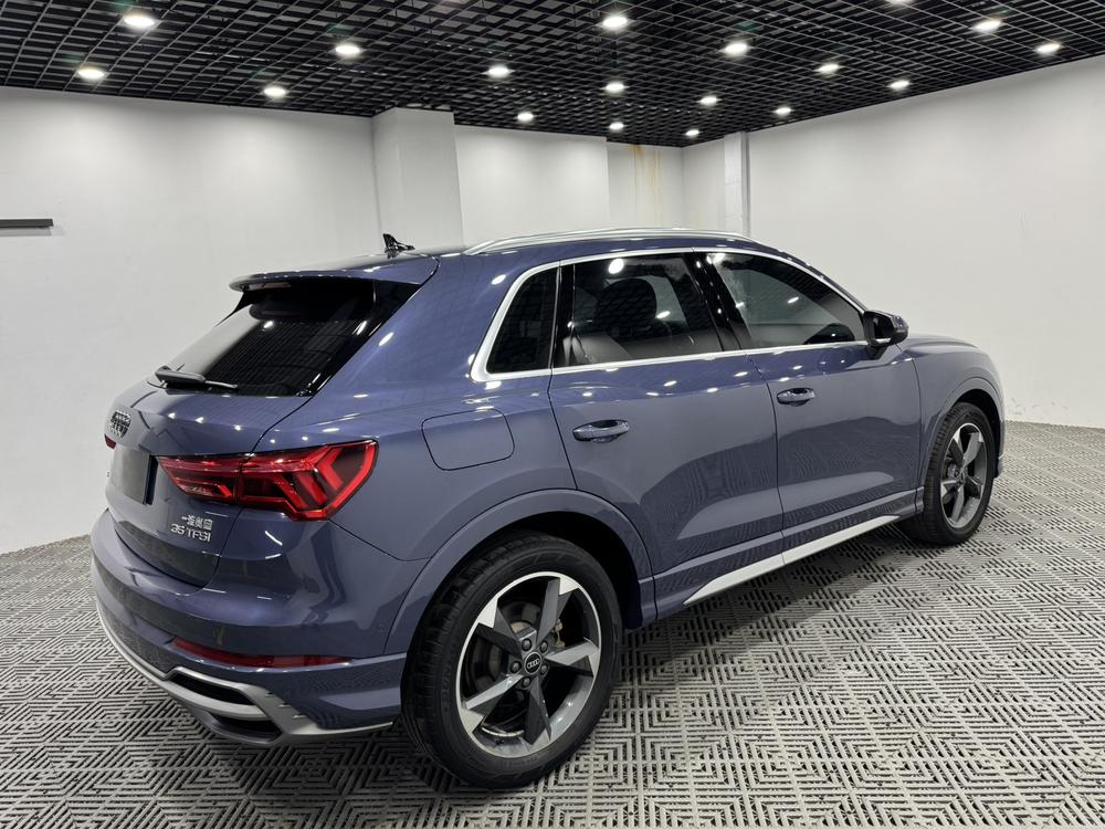 Audi Audi Q3