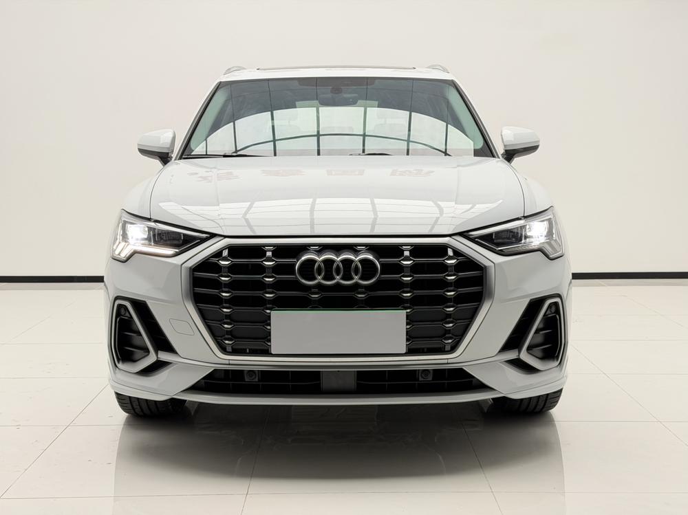 Audi Audi Q3