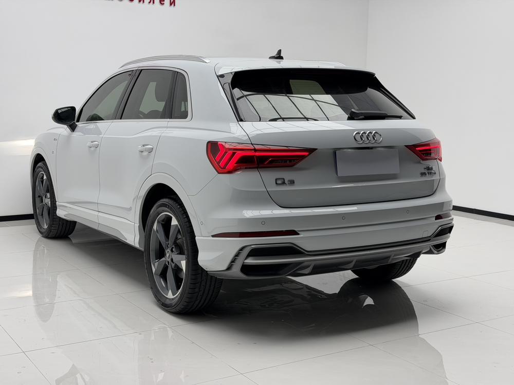 Audi Audi Q3